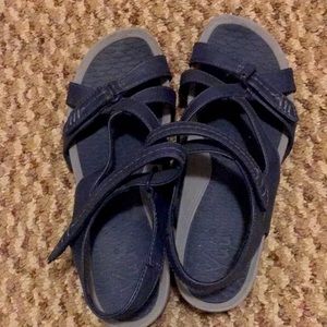 Nice comfortable shoes.